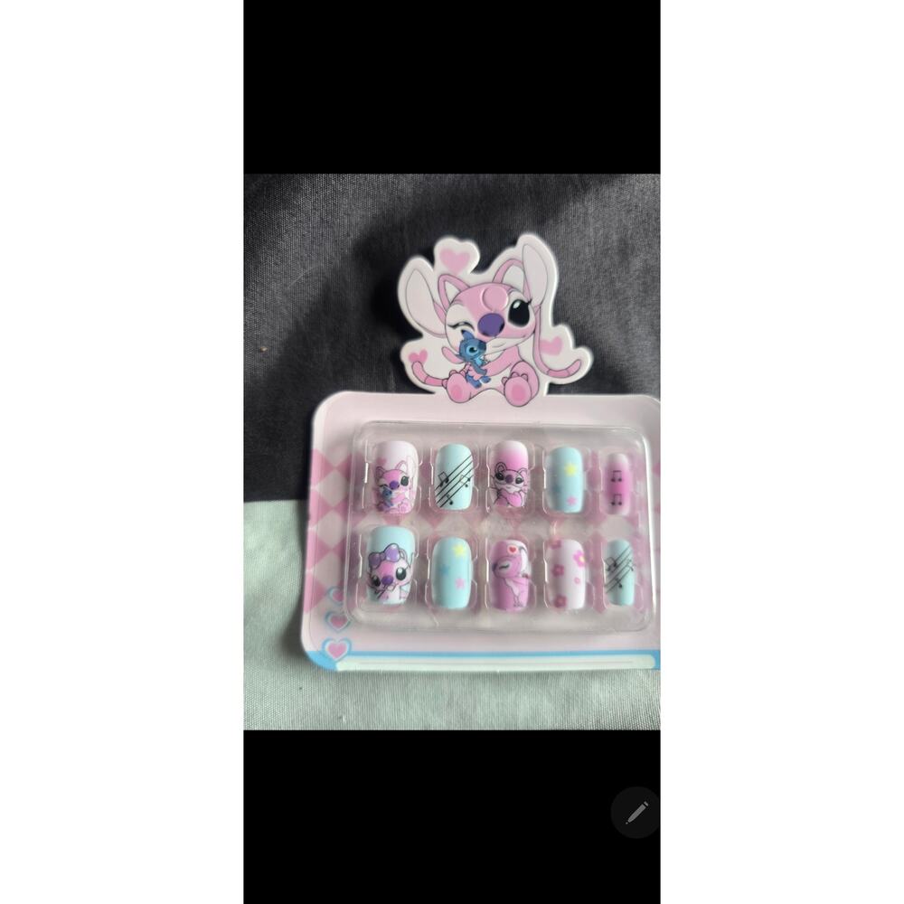 Kids Stitch-Inspired Press On Nails 24pc Glow in the Dark Short Fake Nails
